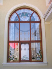 Столярус - виготовлення дерев’яних вікон з євробрусу та дверей. 